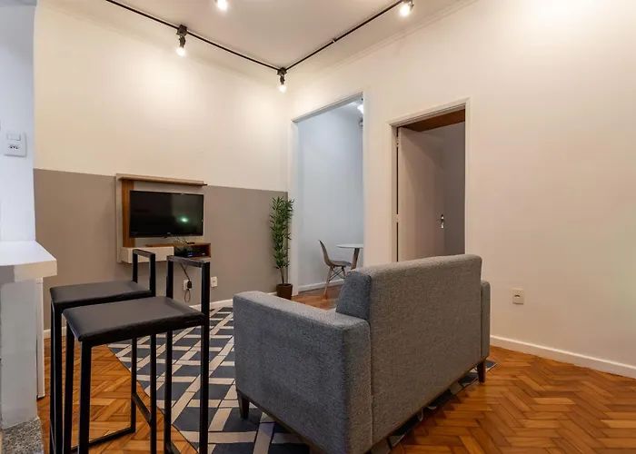 Pineapples NSC808 - Apartamento para até 2 pessoas em ótima localização de Copacabana